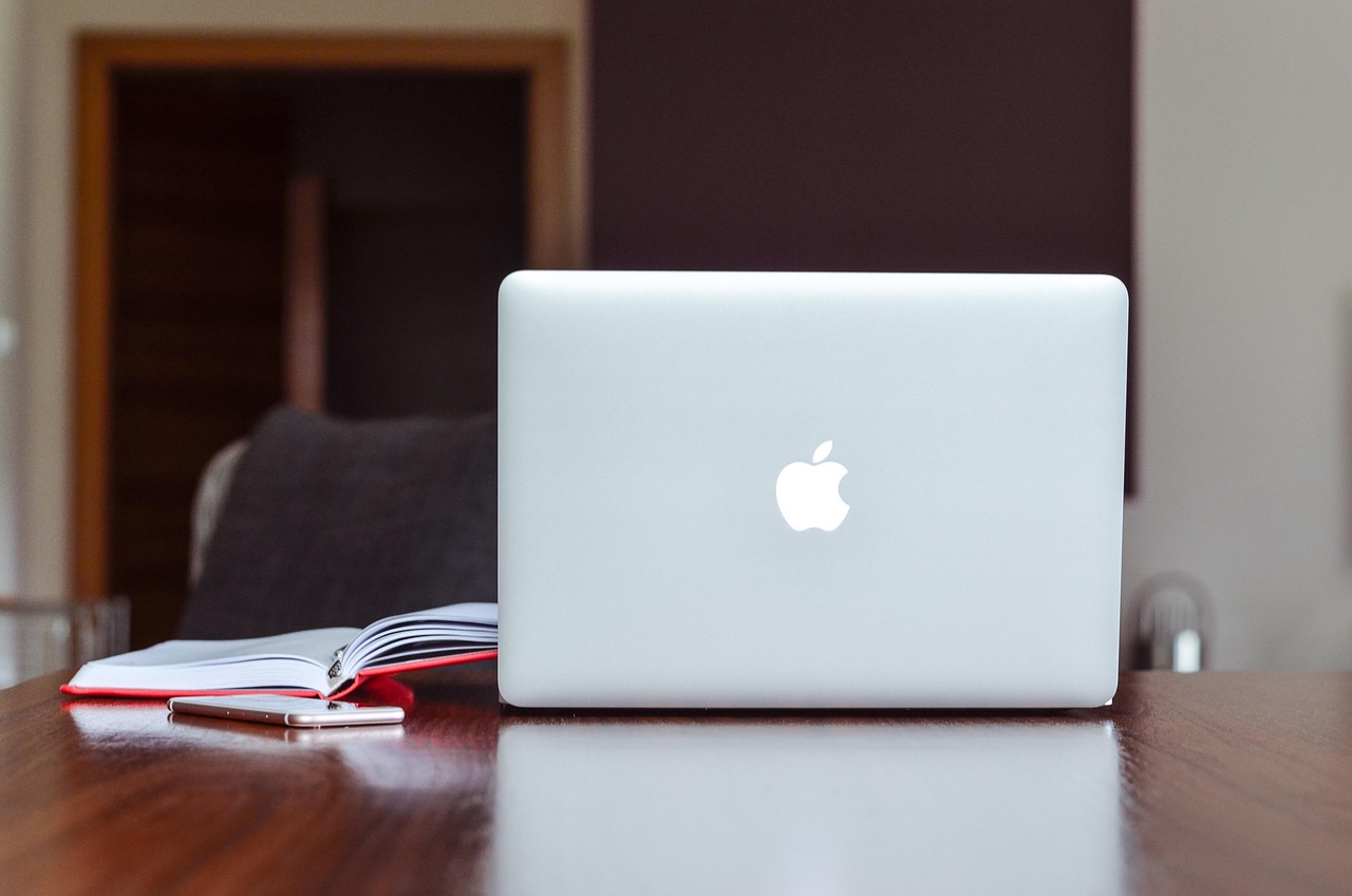 Apple, macbook, notebook — Internet Providers Dallas: Find High-Speed Connections Near You