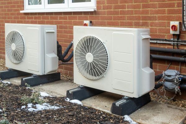 AC Trouble on a Hot Day? Signs You May Need AC Repair
